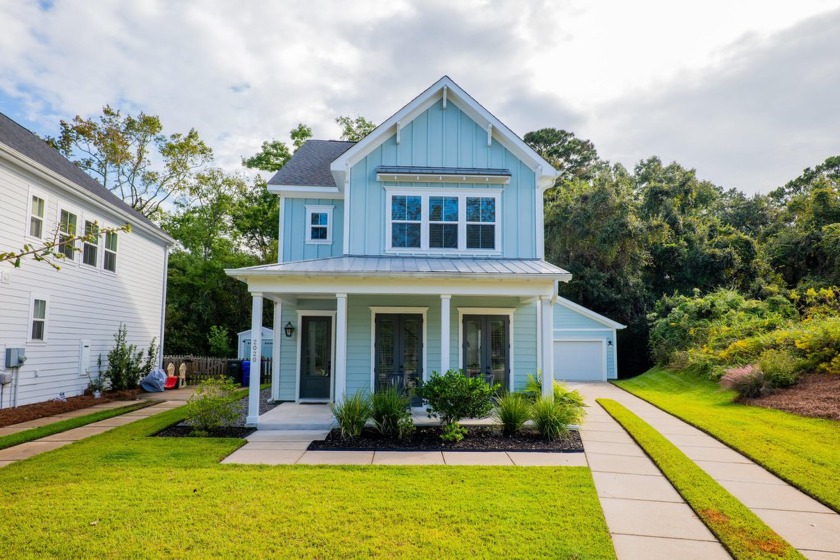 Welcome home to 2020 Fleming Woods Road. Situated on a corner - Beach Home for sale in Charleston, South Carolina on Beachhouse.com