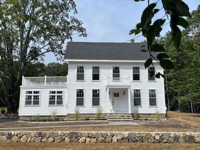 JUST ADDED a Beautiful new spacious entry room connecting the - Beach Home for sale in Hampton, New Hampshire on Beachhouse.com