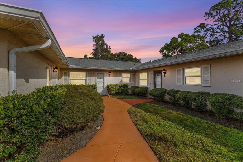 Welcome home to your Country Club Villa! Updated, move-in ready - Beach Home for sale in St. Petersburg, Florida on Beachhouse.com