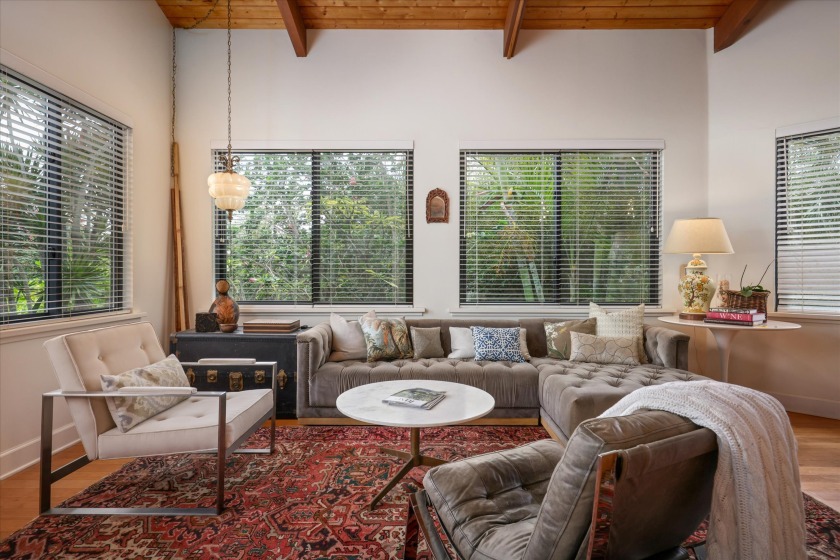 This beautifully remodeled home offers sophisticated living - Beach Home for sale in Waikoloa, Hawaii on Beachhouse.com