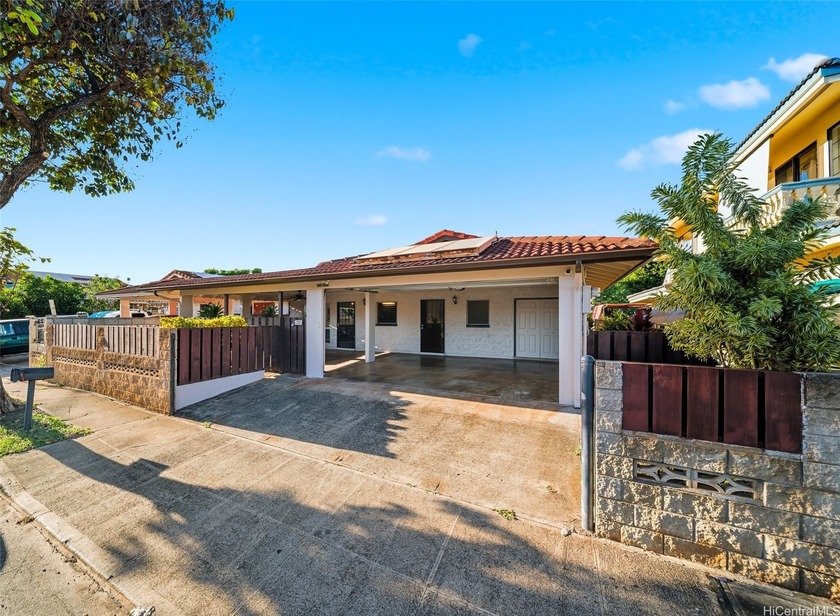 Discover Waipahu's Finest! Experience the perfect blend of - Beach Home for sale in Waipahu, Hawaii on Beachhouse.com