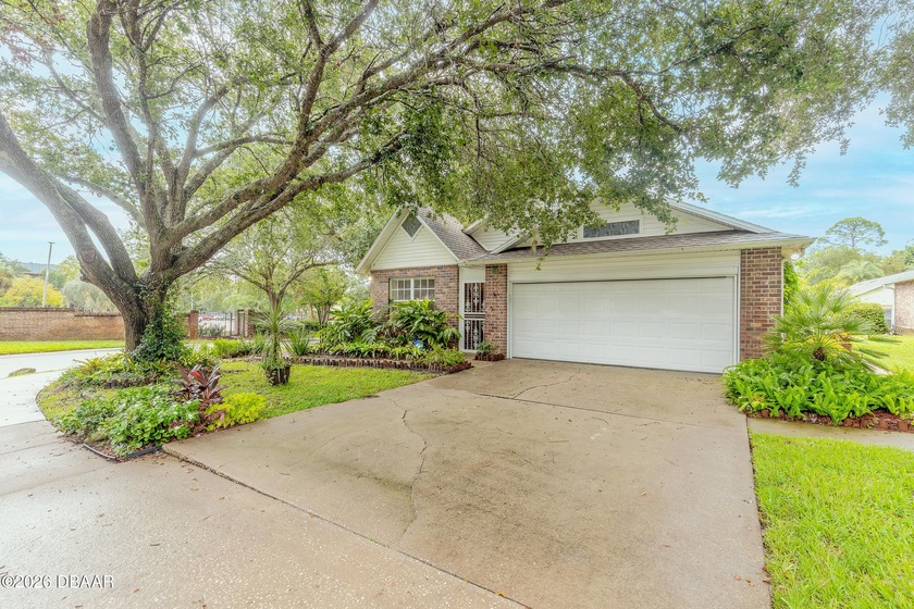 Short Sale Opportunity! Don't miss your chance to own a charming - Beach Home for sale in Ormond Beach, Florida on Beachhouse.com