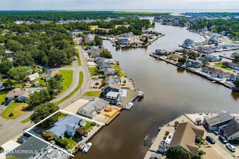 WATERFRONT - Looking for a quiet retreat on the water? Nestled - Beach Home for sale in Forked River, New Jersey on Beachhouse.com