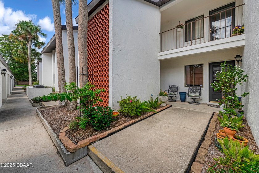 PRICED To SELL! Come Enjoy the FLORIDA Lifestyle in this - Beach Condo for sale in Ormond Beach, Florida on Beachhouse.com