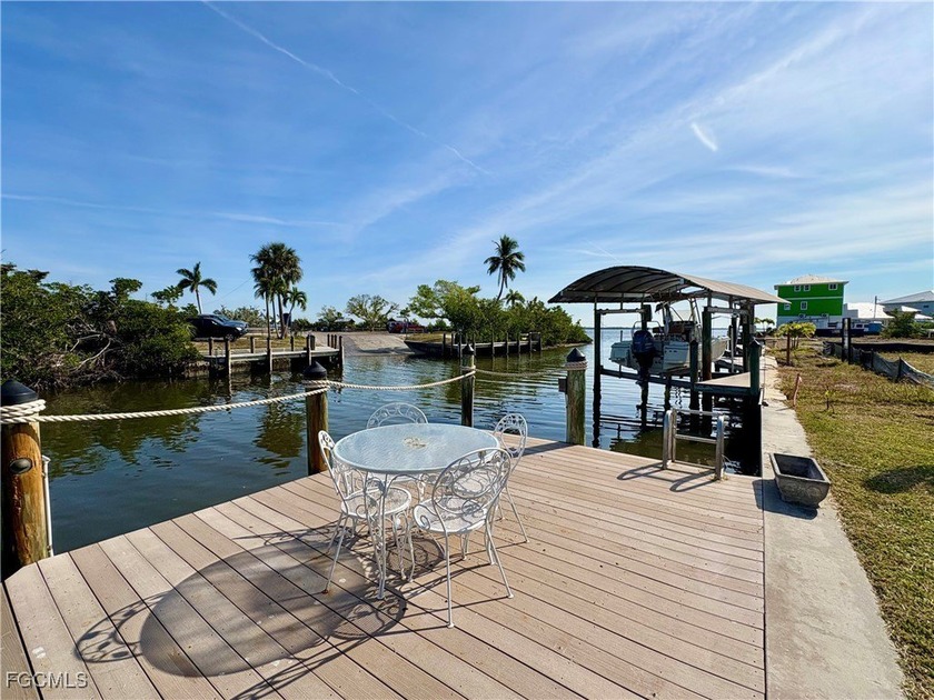 This charming home in the picturesque town of Matlacha is just - Beach Home for sale in Matlacha, Florida on Beachhouse.com