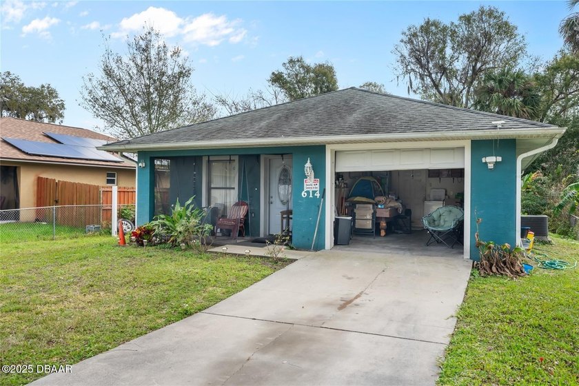 Welcome to your new haven in New Smyrna Beach, just moments from - Beach Home for sale in New Smyrna Beach, Florida on Beachhouse.com