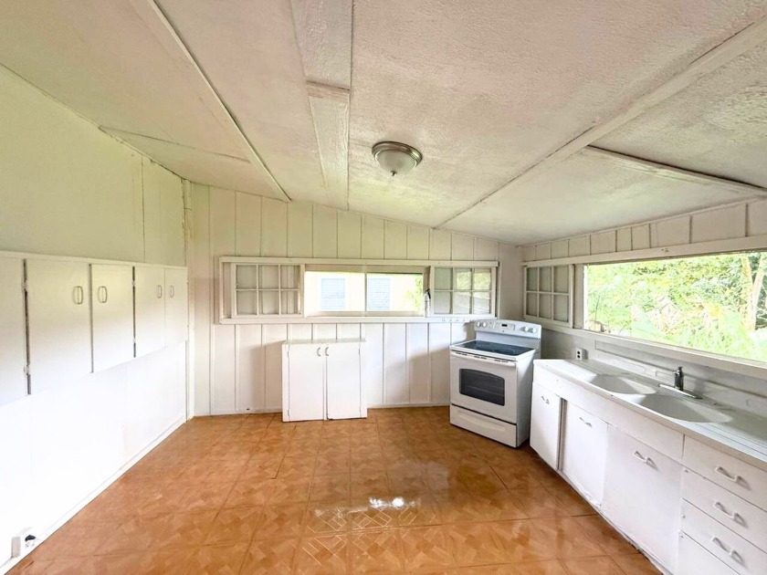 FOR SALE! 3BR/1BATH-Two-Story House-$275,000. Location: - Beach Home for sale in Kurtistown, Hawaii on Beachhouse.com