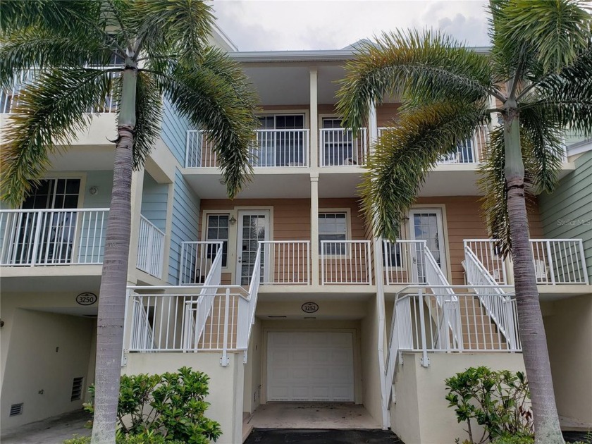 You can live the resort lifestyle today with this move-in ready - Beach Townhome/Townhouse for sale in Ruskin, Florida on Beachhouse.com