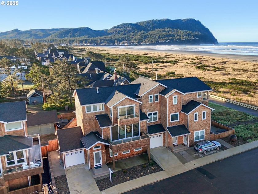 Welcome to your Oregon Coast getaway with Pacific Ocean views! - Beach Condo for sale in Seaside, Oregon on Beachhouse.com