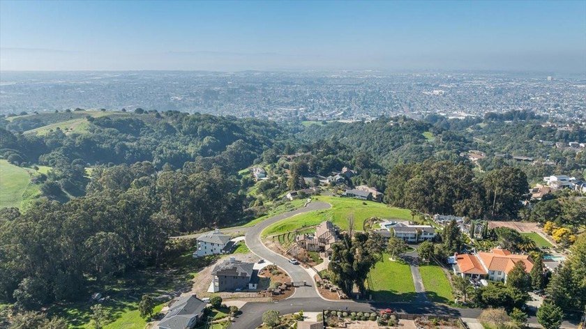Rare Gated Development Opportunity | 6 Buildable Lots | - Beach Lot for sale in Oakland, California on Beachhouse.com