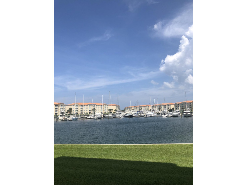 Newly painted! Marina view. Close to the beach, downtown - Beach Condo for sale in Fort Pierce, Florida on Beachhouse.com