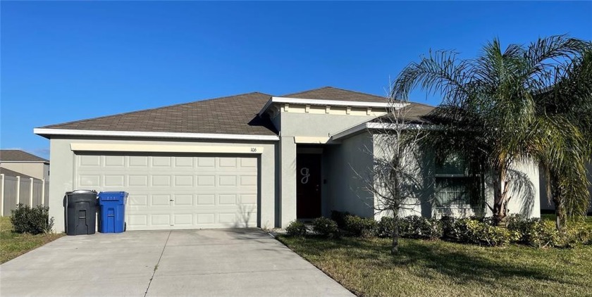 Come home to this beautiful 3 yr old home with an open concept - Beach Home for sale in Ruskin, Florida on Beachhouse.com
