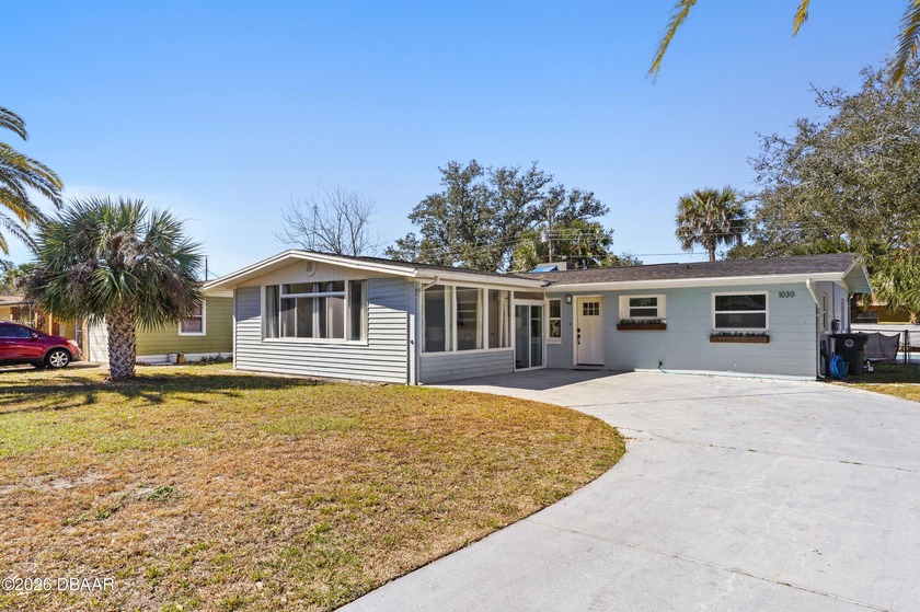 Don't miss this 4-bed pool home in Daytona Beach with no HOA and - Beach Home for sale in Daytona Beach, Florida on Beachhouse.com