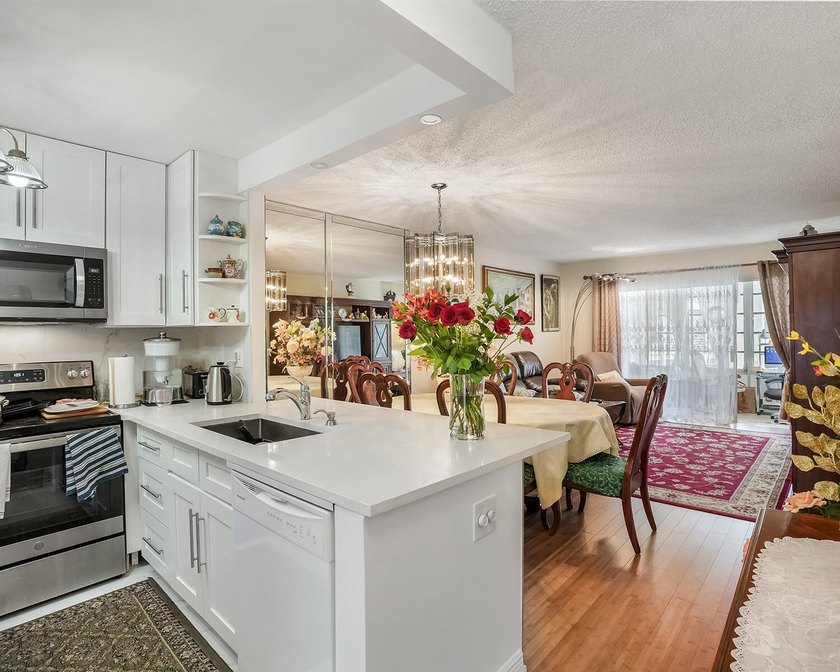 Welcome to your beautiful 2 bedroom 2 bathroom condo unit in - Beach Condo for sale in Lauderdale Lakes, Florida on Beachhouse.com