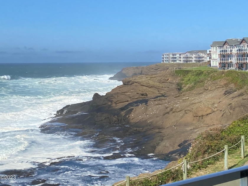 BREATHTAKING OCEANFRONT VIEWS at this fractional share-deeded - Beach Condo for sale in Depoe Bay, Oregon on Beachhouse.com