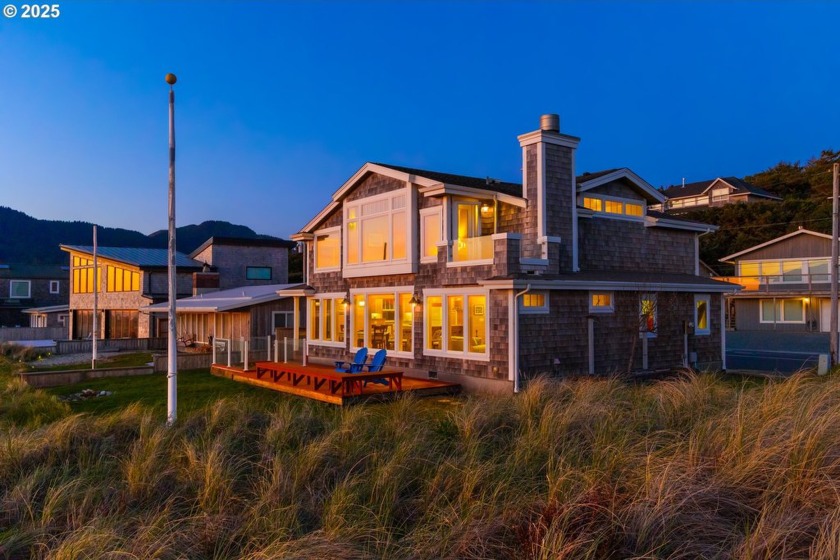 Walk through the door and feel your cares melt away as you're - Beach Home for sale in Manzanita, Oregon on Beachhouse.com