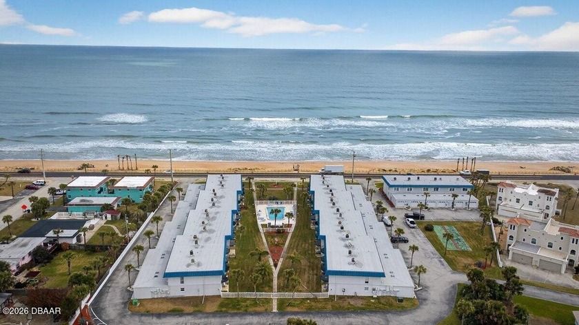 Pull into Villa Sereno #35 and the first thing you notice is how - Beach Condo for sale in Ormond Beach, Florida on Beachhouse.com