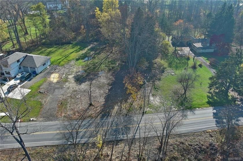 This is the center lot of a 3 lot subdivision in 2019 with - Beach Lot for sale in Amherst, New York on Beachhouse.com