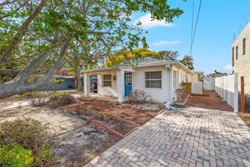 Under contract-accepting backup offers. If you are a boater - Beach Home for sale in Madeira Beach, Florida on Beachhouse.com