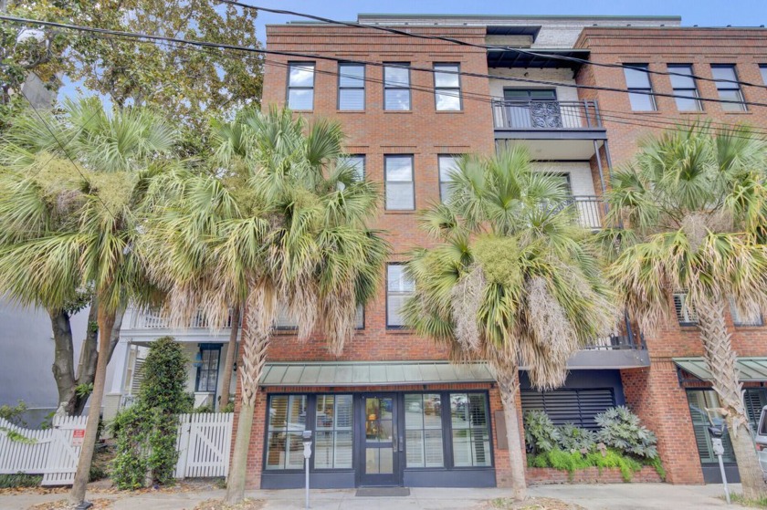 Rare find in the Historic District -- this 2 bedroom, 2.5 bath - Beach Condo for sale in Charleston, South Carolina on Beachhouse.com