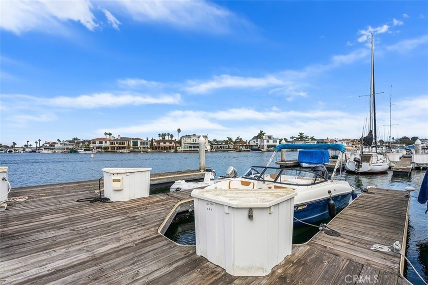 Price Reduced! Last closed sale in Weatherly Bay was for $1,660 - Beach Townhome/Townhouse for sale in Huntington Beach, California on Beachhouse.com