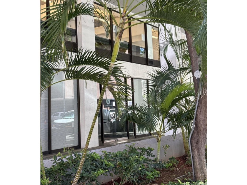 Fantastic opportunity at the Harbor Square in downtown Honolulu - Beach Condo for sale in Honolulu, Hawaii on Beachhouse.com