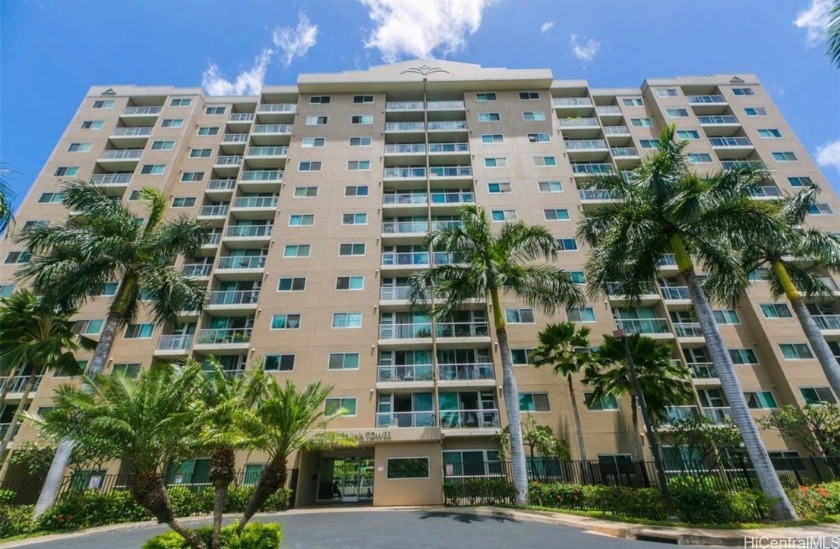 Welcome to Plantation Town Apartments! This well maintained 2 - Beach Condo for sale in Waipahu, Hawaii on Beachhouse.com