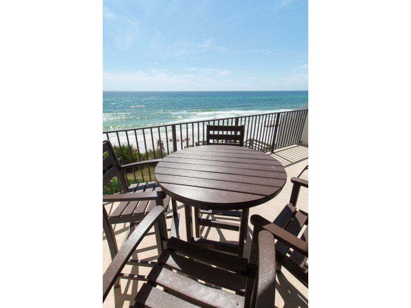 UTMOST IN LUXURY & DESIGN GULF FRONT TOWN-HOME  - Beach Vacation Rentals in Santa Rosa Beach, Florida on Beachhouse.com