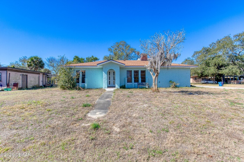 1498 Old Kings Road | Holly Hill, FL 32117 This 3-bedroom - Beach Home for sale in Daytona Beach, Florida on Beachhouse.com