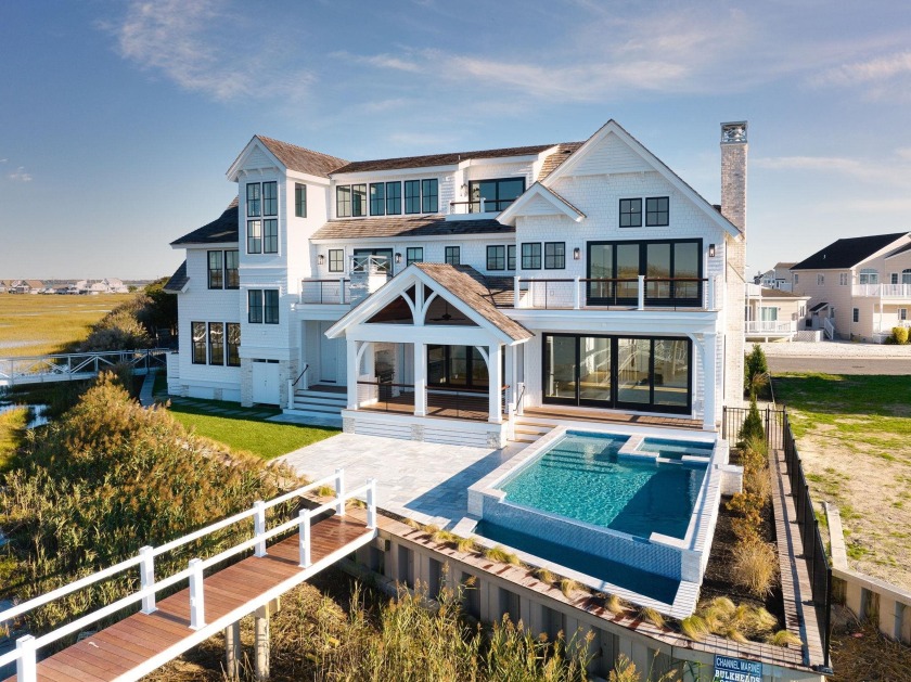 Welcome to 33 Seabreeze Lane, a premier Avalon Manor Bayfront - Beach Home for sale in Avalon Manor, New Jersey on Beachhouse.com