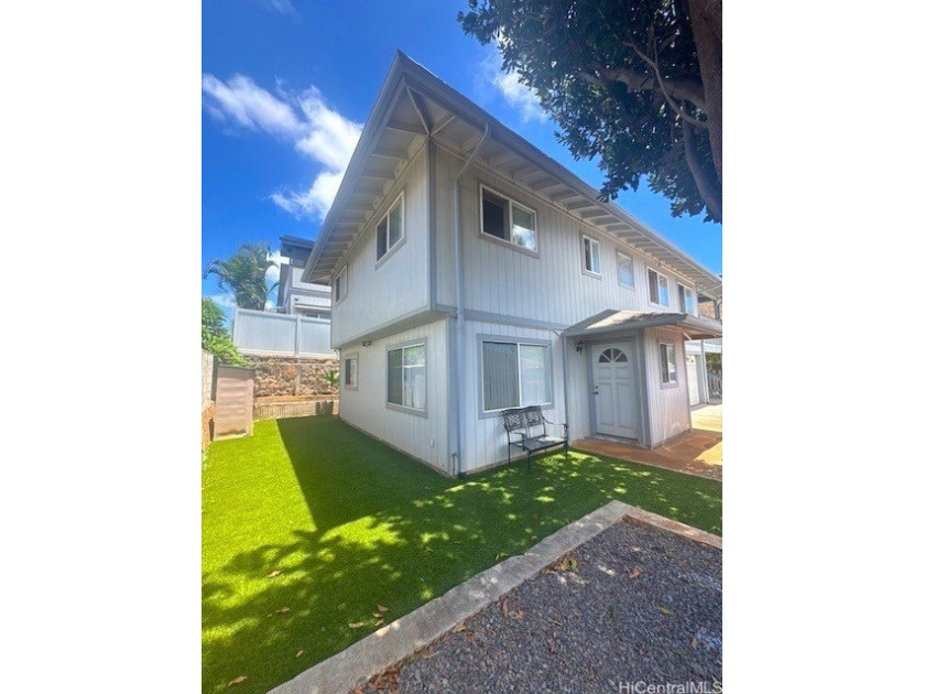 Newly available hidden gem on highly sought after Hinano Street - Beach Home for sale in Honolulu, Hawaii on Beachhouse.com