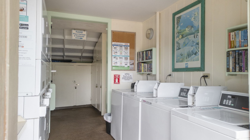 2 bedroom Tropical Ground floor! - Beach Vacation Rentals in Lahaina, Hawaii on Beachhouse.com