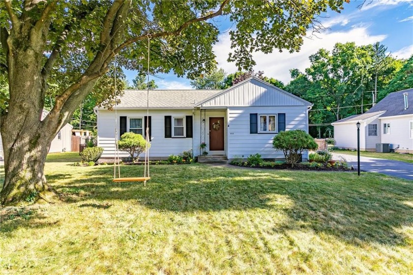 Location, Location, Location! Cute As A Button Updated Ranch For - Beach Home for sale in Webster, New York on Beachhouse.com