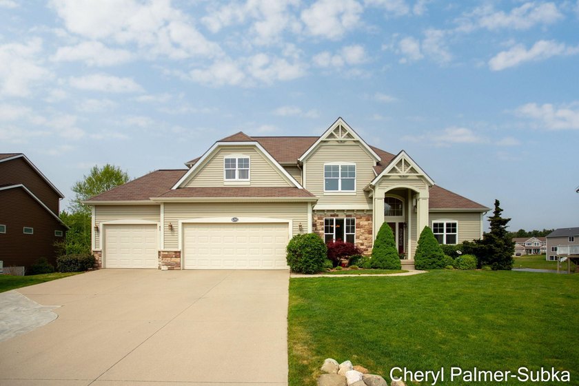 For a lifestyle of comfort, luxury, and endless recreation in - Beach Home for sale in Muskegon, Michigan on Beachhouse.com