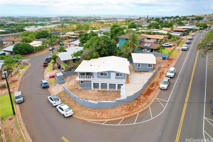 Welcome to this beautifully renovated single family home in - Beach Home for sale in Kapolei, Hawaii on Beachhouse.com