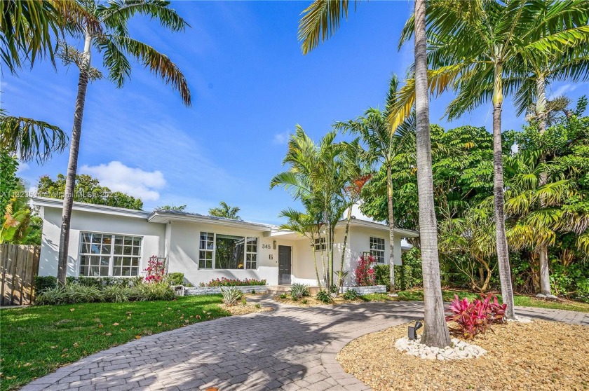 Welcome to a luxurious & beautifully designed home in the gated - Beach Home for sale in Miami  Beach, Florida on Beachhouse.com