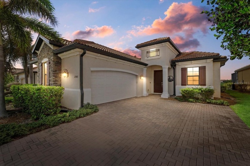 WELCOME HOME TO SARASOTA NATIONAL, where you can live the - Beach Home for sale in Venice, Florida on Beachhouse.com