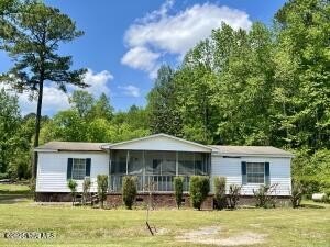 Charming Country Renovated Home on 2.94 Acres - Move-In Ready in - Beach Home for sale in Blounts Creek, North Carolina on Beachhouse.com