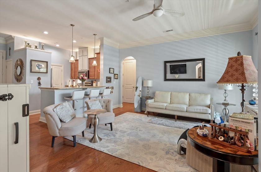 Beautiful condo in the heart of Daniel Island. High ceilings and - Beach Condo for sale in Charleston, South Carolina on Beachhouse.com