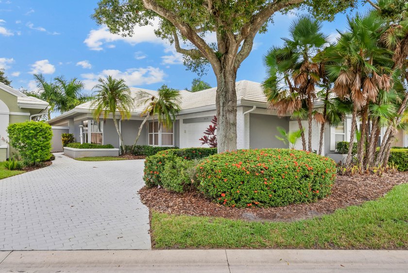 New price on this golf course 3-bedroom! Priced below comparable - Beach Home for sale in Palm City, Florida on Beachhouse.com