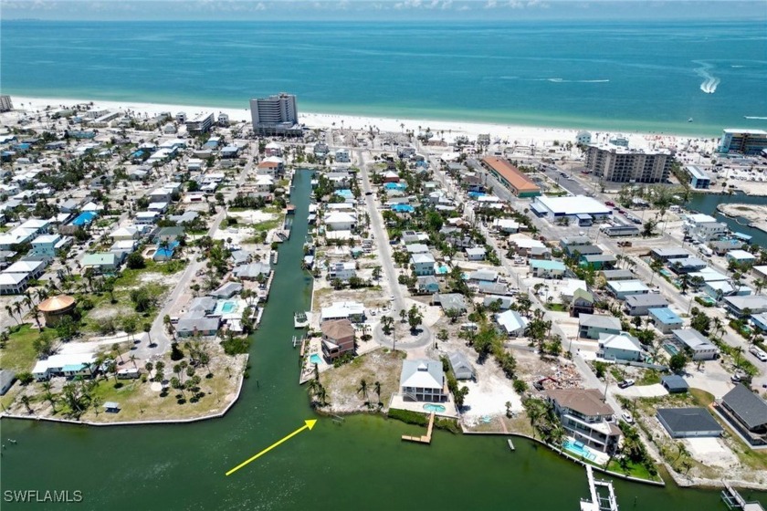 LOCATION***LOCATION***LOCATION  Bayfront/canal lot with amazing - Beach Lot for sale in Fort Myers Beach, Florida on Beachhouse.com