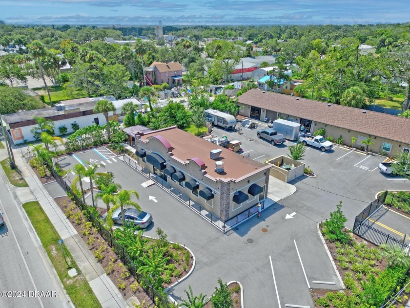 Nested in the heart of the city, this unique investment - Beach Commercial for sale in Daytona Beach, Florida on Beachhouse.com