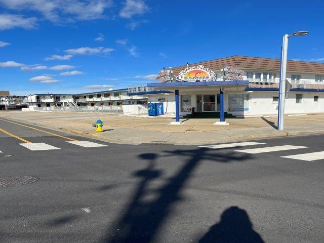 Conveniently located steps to world famous beach and boardwalk - Beach Commercial for sale in Wildwood, New Jersey on Beachhouse.com