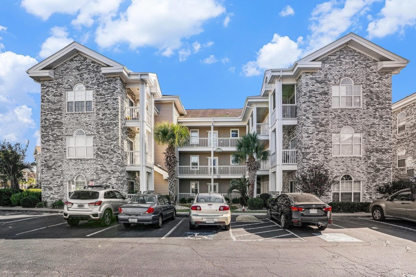 Welcome to this bright and inviting end-unit condo, perfectly - Beach Condo for sale in Myrtle Beach, South Carolina on Beachhouse.com