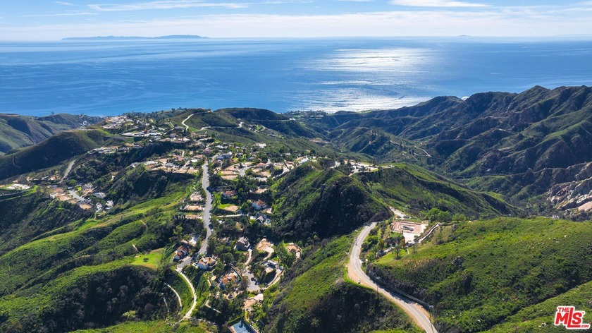 Priced under market value! Malibu property is 7.46 acres of - Beach Acreage for sale in Malibu, California on Beachhouse.com