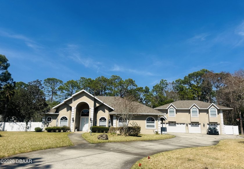 Luxury custom built 6 bedroom, 7.5 baths with 4 car garage home - Beach Home for sale in Ormond Beach, Florida on Beachhouse.com