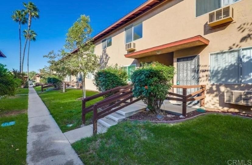 Come check out this move-in ready, beautiful one-bedroom - Beach Condo for sale in San Diego, California on Beachhouse.com