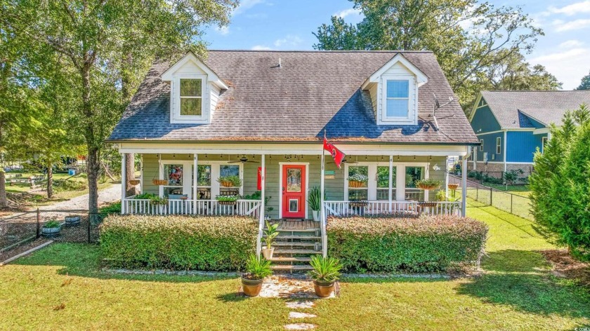 Come home to this beautiful three bedroom two and a half bath - Beach Home for sale in Georgetown, South Carolina on Beachhouse.com