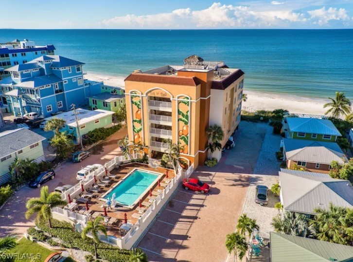 Complex currently undergoing active hurricane Ian - Beach Condo for sale in Fort Myers Beach, Florida on Beachhouse.com