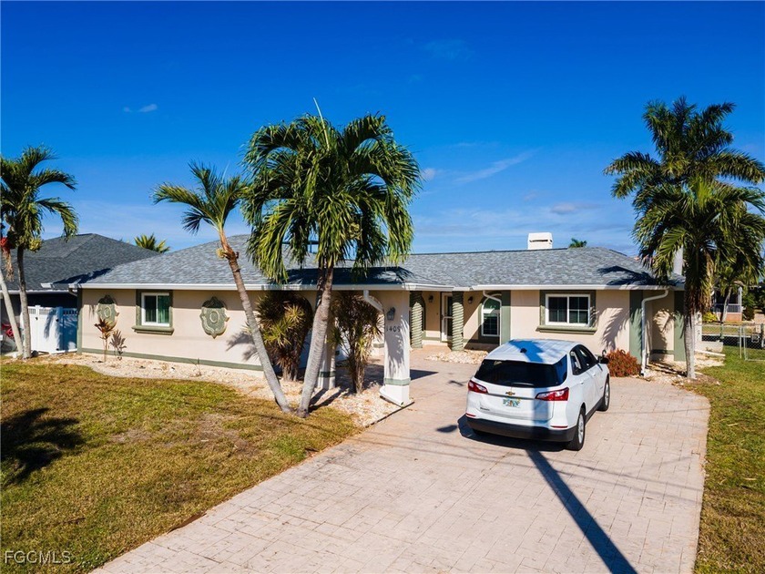 This Gulf access, 3 bedroom, 2 bath pool home is located in the - Beach Home for sale in Cape Coral, Florida on Beachhouse.com